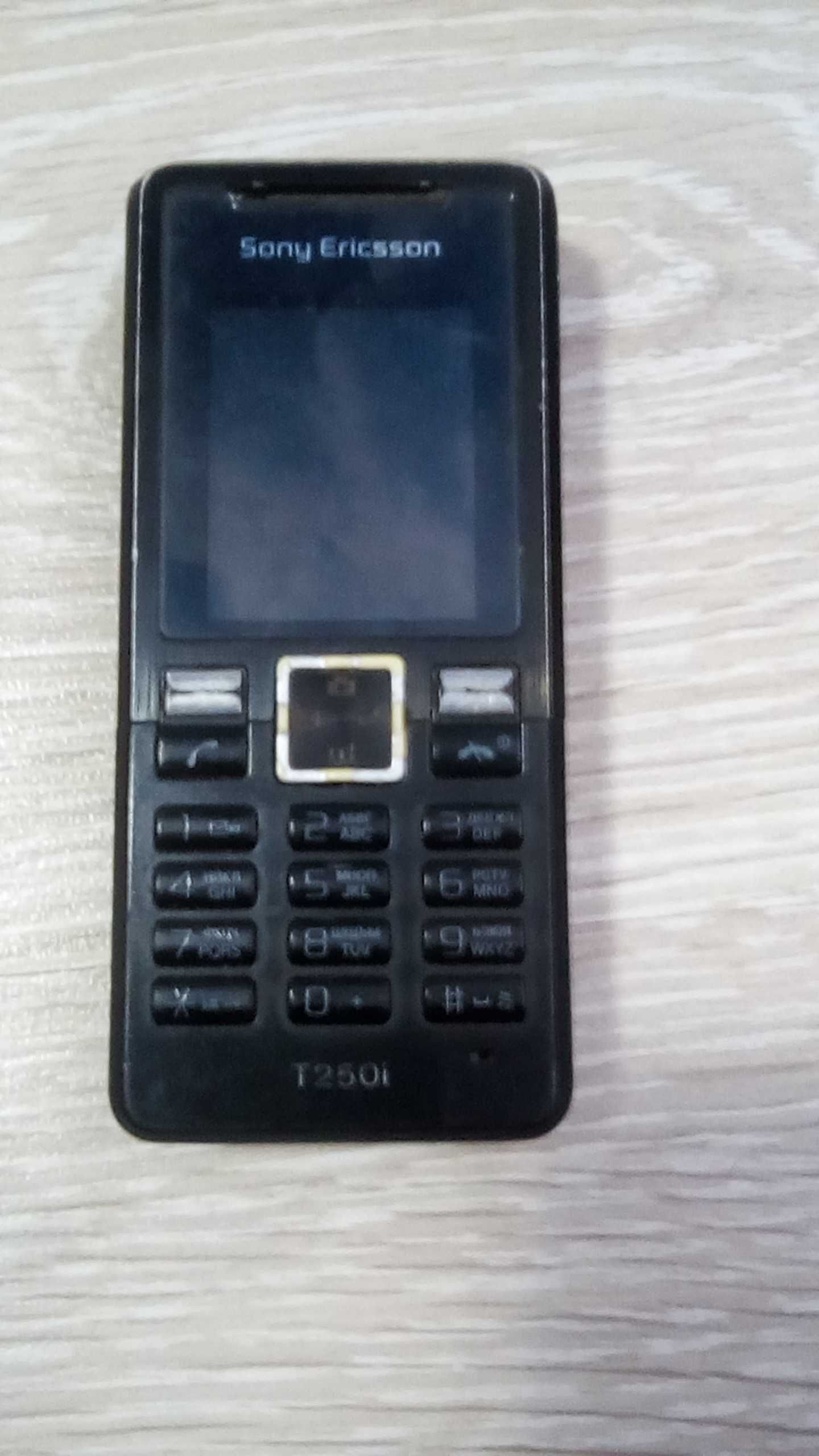 Телефон Sony Ericson T250i б\в