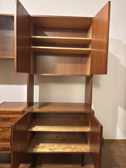 Meblościanka PRL „Jedność” Tczew, mahoń 1973 r., komplet