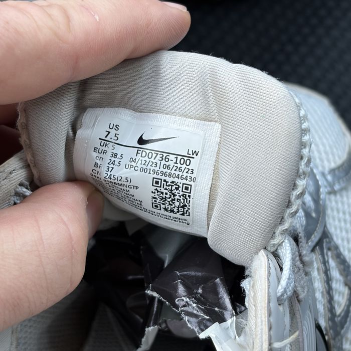 Жіночі кросівки Nike Runtekk gray оригінал