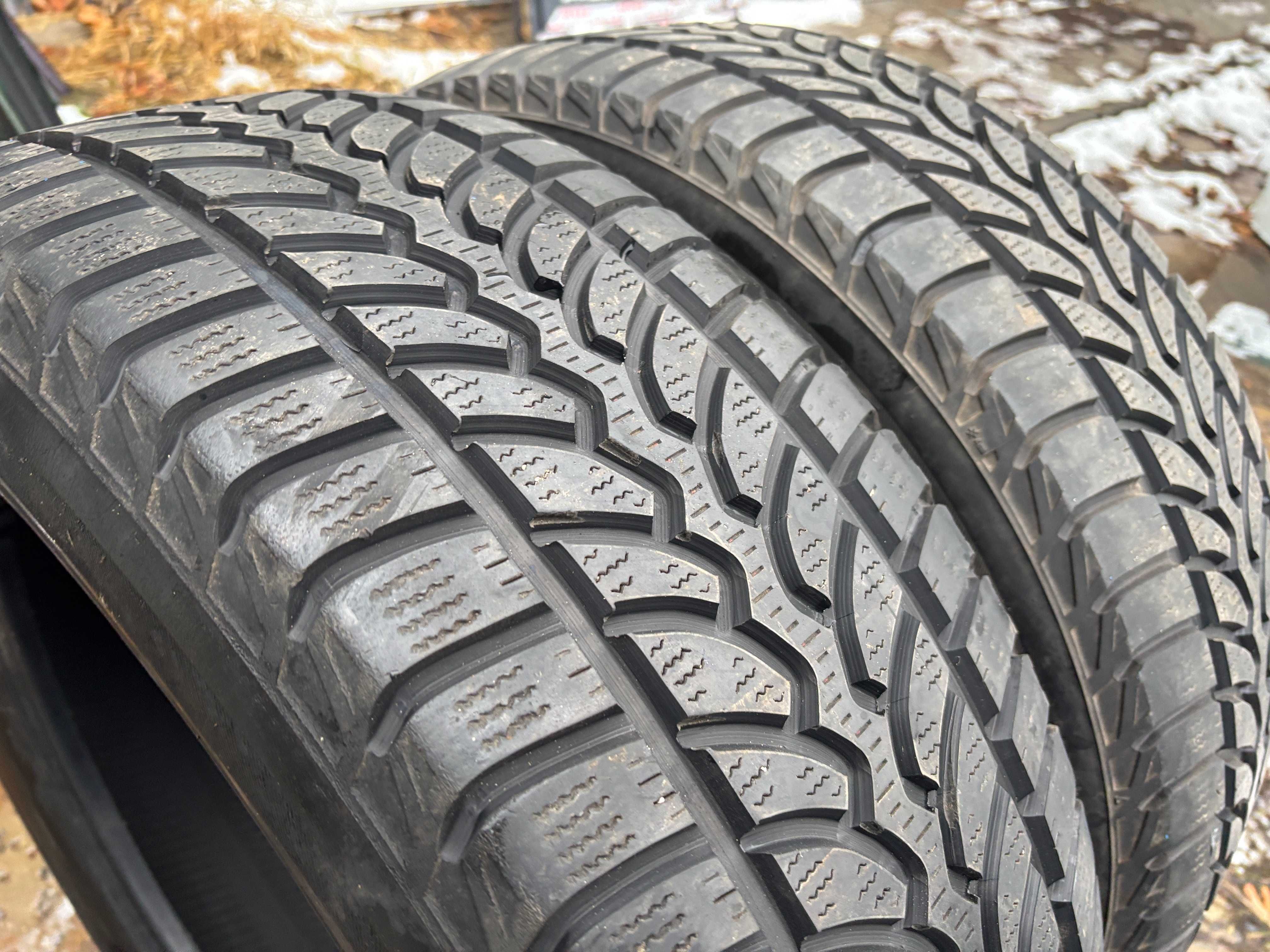 235-60-R18 BRIDGESTONE BLIZZAK 2штуки пара  резины GERMANY 2023