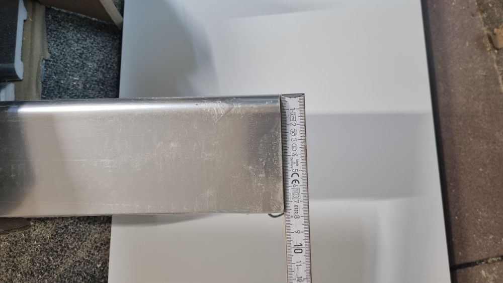 Listwa przypodłogowa cokół  srebrna