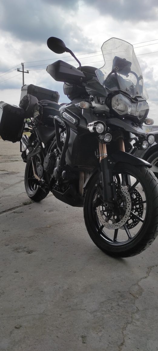 Triumph Tiger Explorer 1200 Polski salon