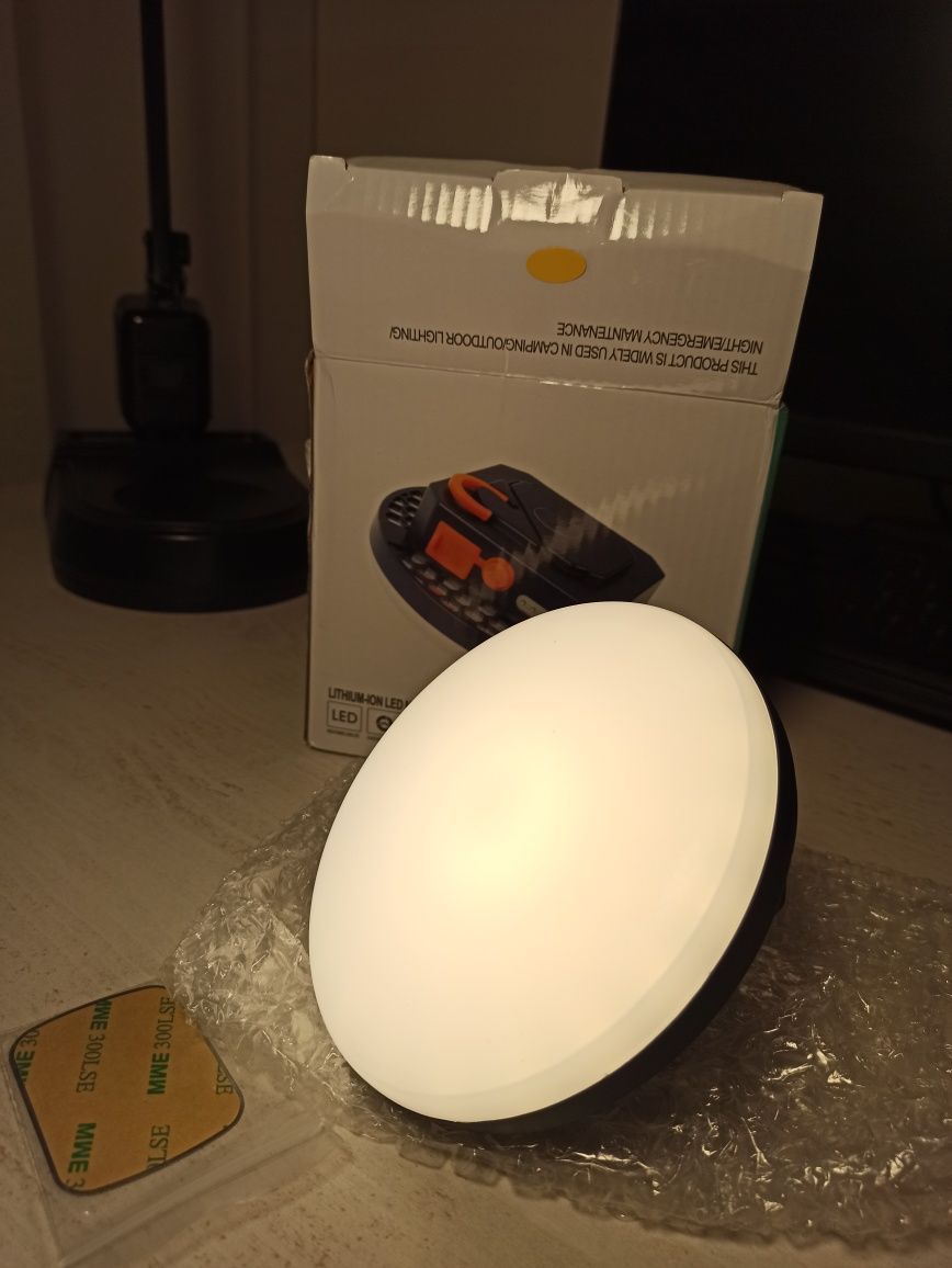 Кемпінгова LED лампа/світильник на акумуляторі