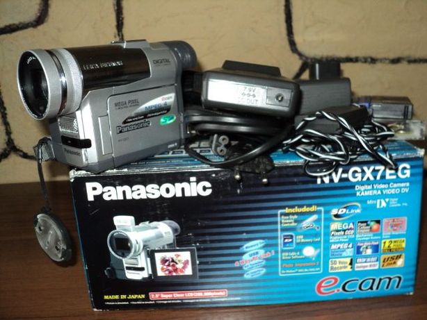 Видеокамера Panasonic NV-GX7
