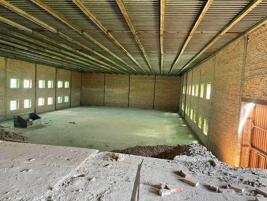 ПРОДАЖ: Склад - Виробництво (2150м²), м.Васильків.