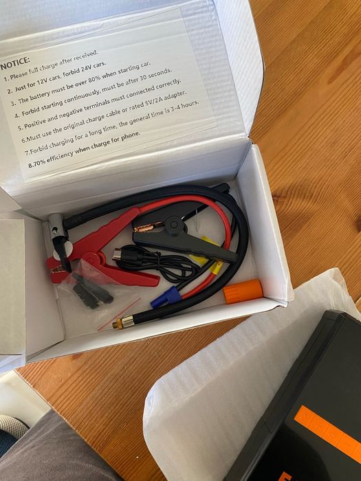 Booster novo + compressor portátil na caixa