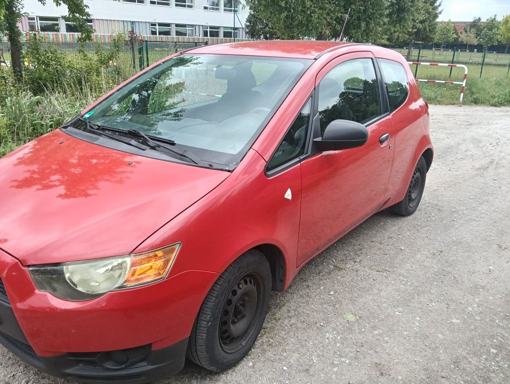 Mitsubishi Colt 1.1 benzyna niski przebieg