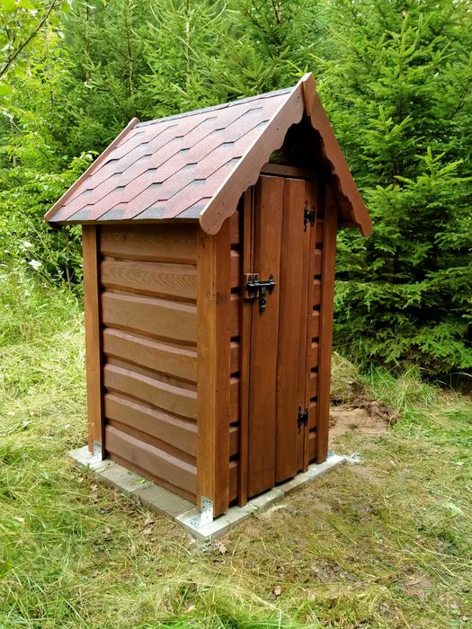 Toaleta drewniana ogrodowa WC na działkę ROD budowę wychodek sławojka