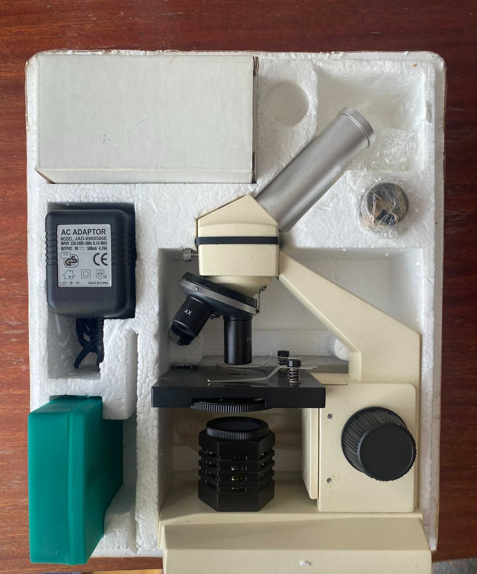Mikroskop Biolux 654