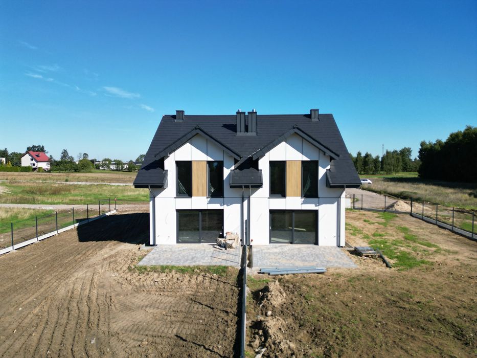 Bliźniak pod lasem Przyjaźń