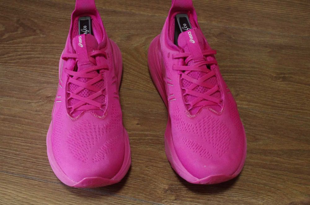 Кроссовки Asics Gel Nimbus 25 оригінал 42розмір ідеальний стан бігові