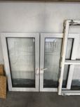 Okno plastikowe PCV z demontażu Spectus dwa skrzydła 137 na 148