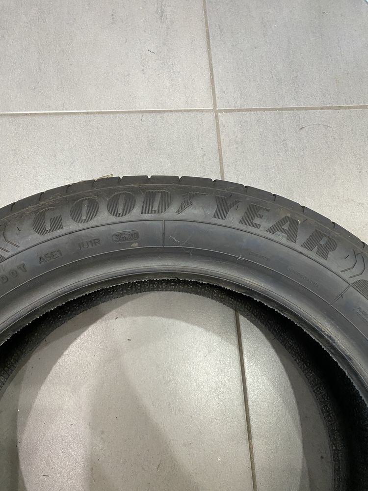 205/55 R17 Goodyear Efficent Grip Performance