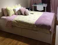 Cama IKEA branca com 4 gavetas + colchão molas