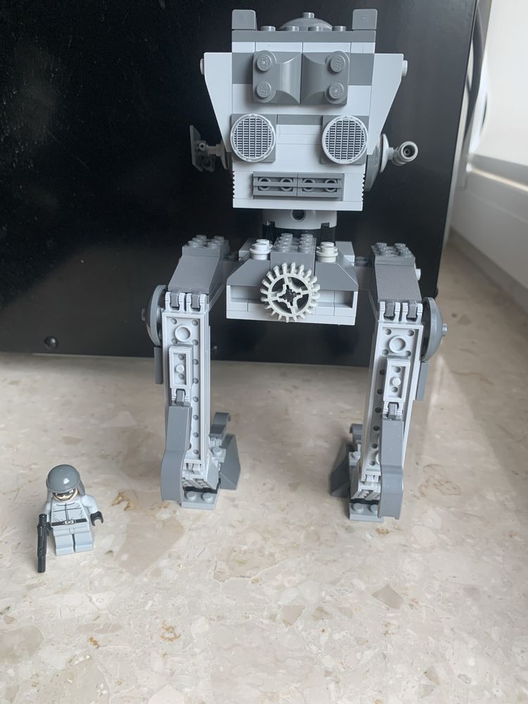 LEGO Star Wars 7657 AT-ST