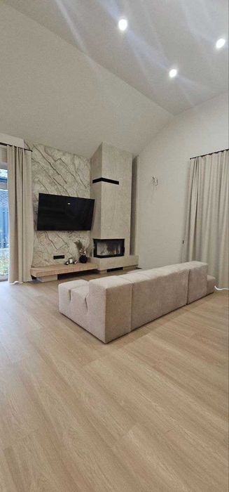 Продаж будинку з новим ремонтом! Шевченкове- Білогородка