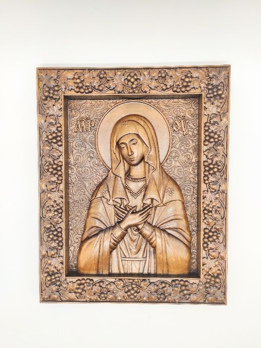 Drewniana ikona Matki Bożej ,rzeżba .