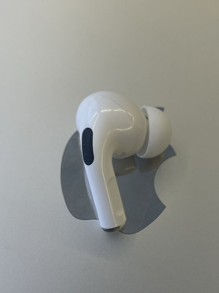 Продам AirPods Pro правий оригінал R без кейсу