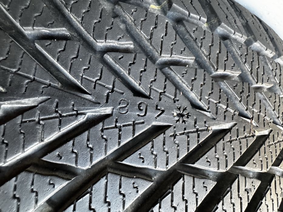 195 65 15 Nokian год выпуска 2024-й зимняя резина