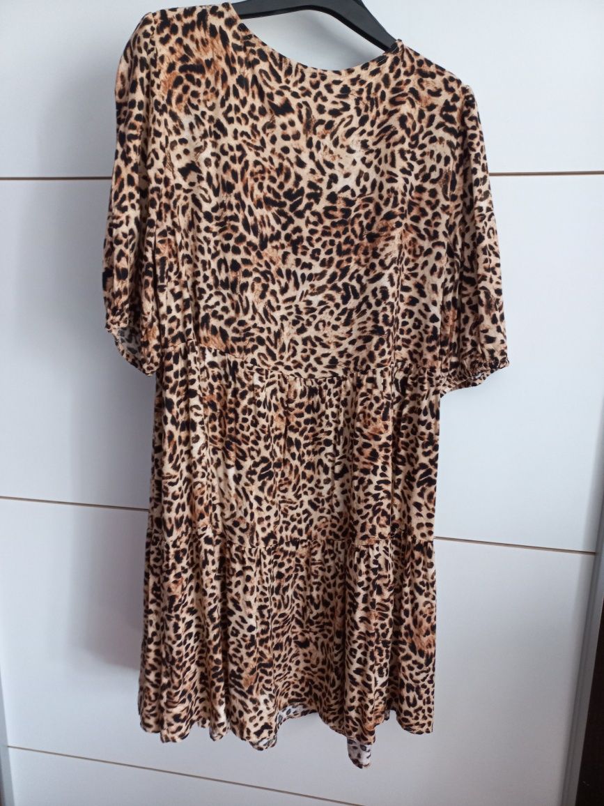 Sukienka oversize f&f