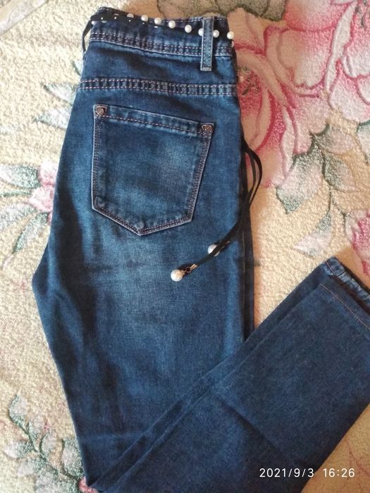 Джинсы МОМ 44 р.