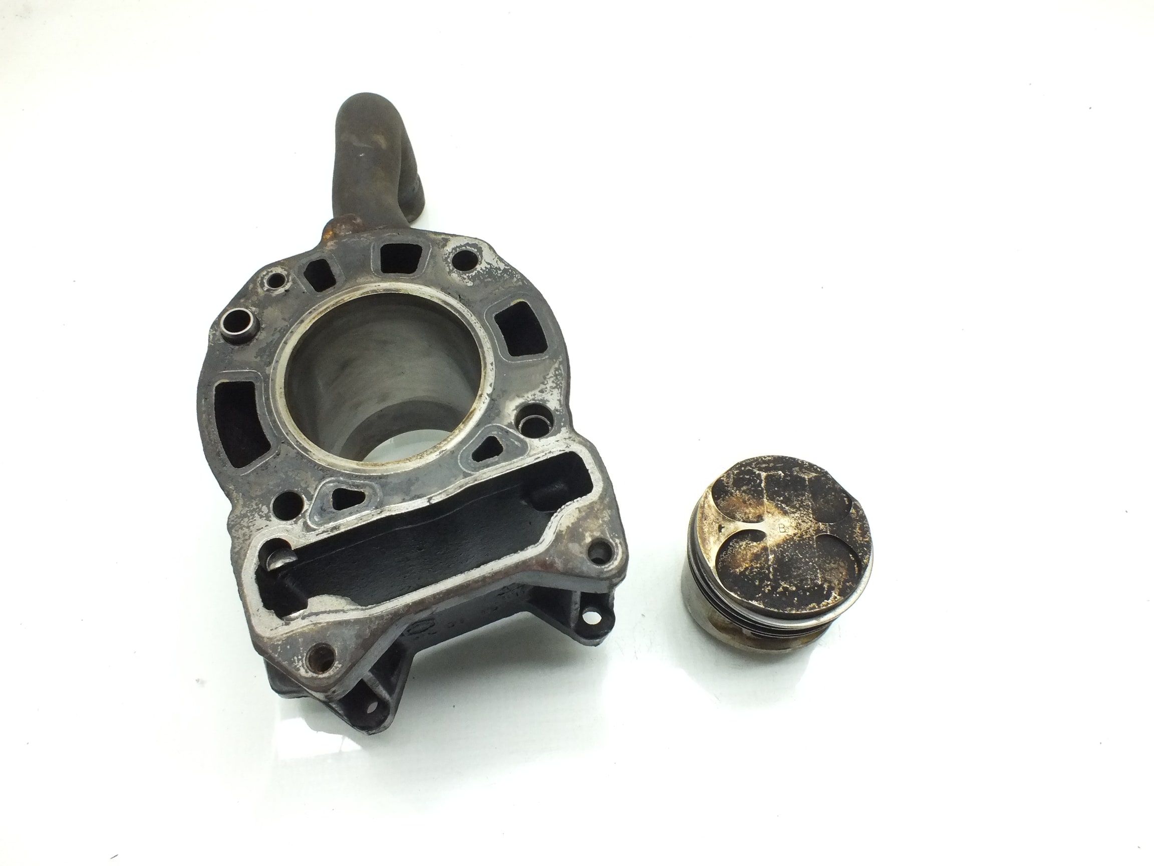 Cylinder Z Tłokiem Piaggio Vespa 125 Gts Primavera