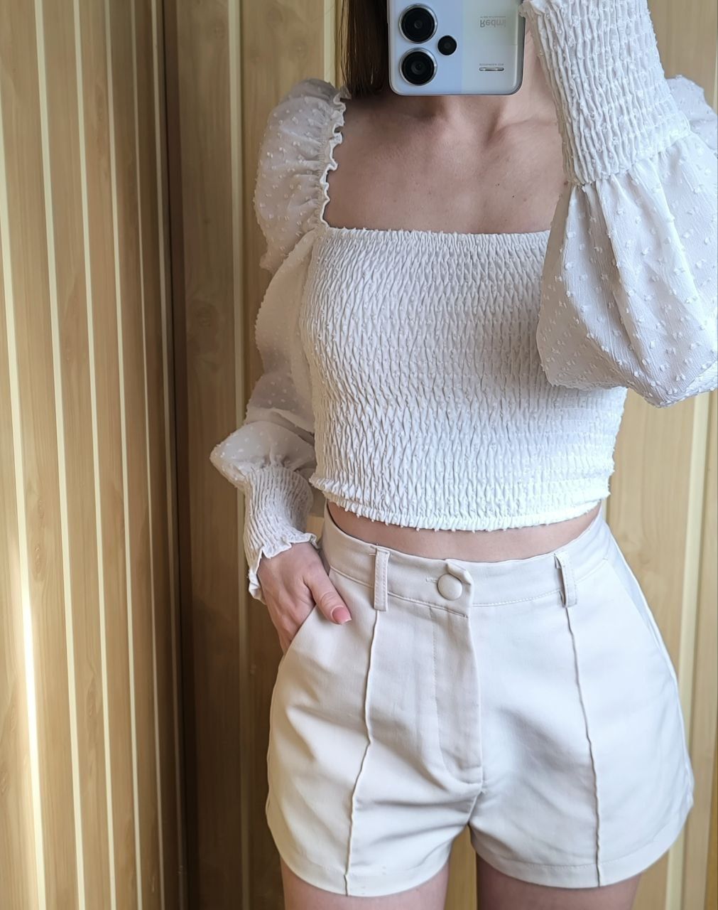 Топ з довгими прозорими рукавами сіткою ажурні Bershka