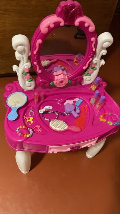 Детское трюмо