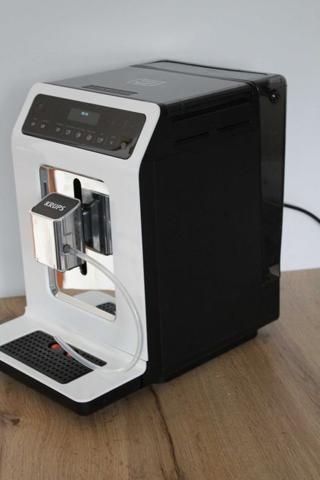 1350 KAW ! OKAZJA !BIAŁY ekspres KRUPS EVIDENCE menu pl od serwisu gwa