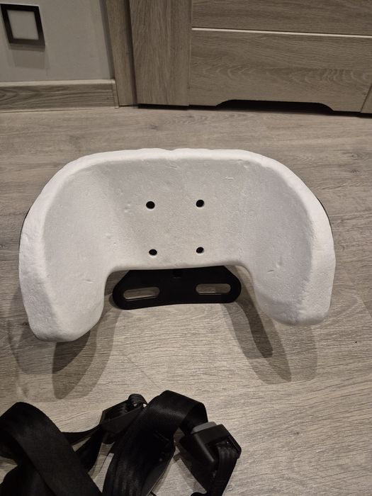 Fotelik axkid move 9-25 RWF + wkładka aeromove + pasy dodatkowe