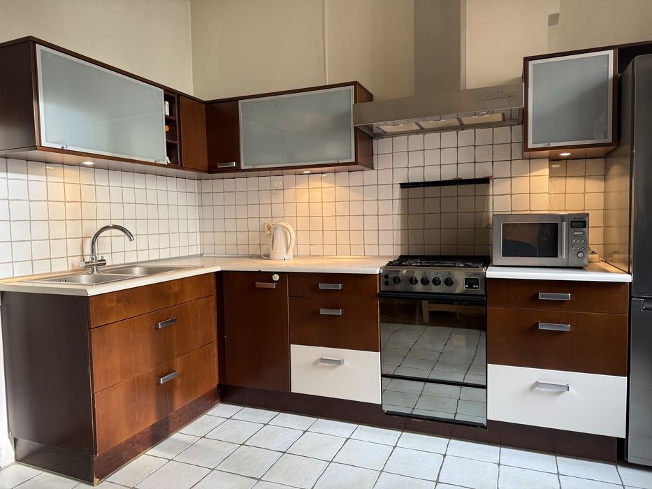 REZERWACJA PILNIE  ZA DARMO meble kuchenne fornir drewniany plus okap