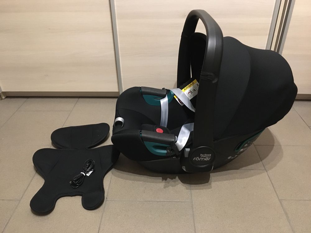 Britax Romer iSafe - nosidełko, fotelik jak nowe.