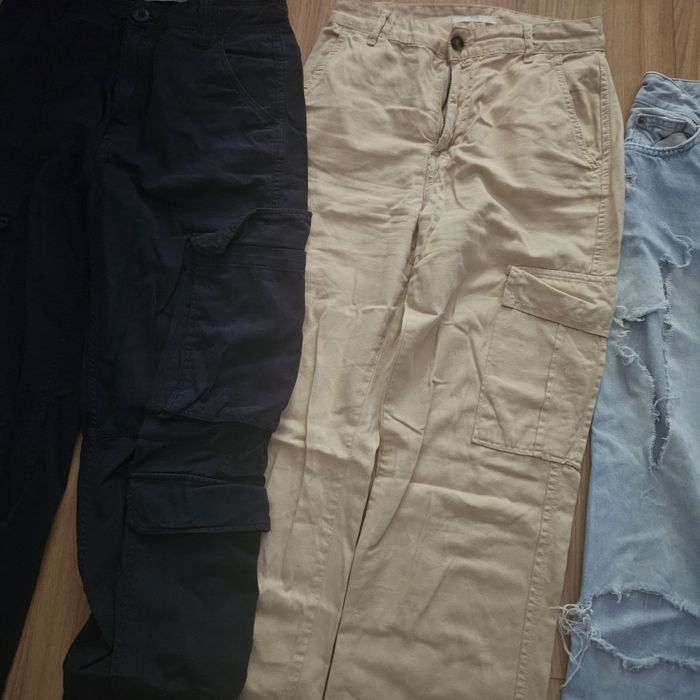 Calças  diversas tam 34