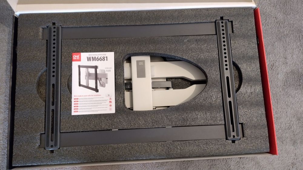 Suporte de TV ONE FOR ALL WM6681 (Ajustável - 32'' a 84'' - Até 30 kg)