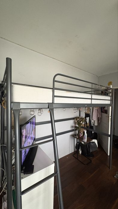 SVÄRTA Rama łóżka na antresoli