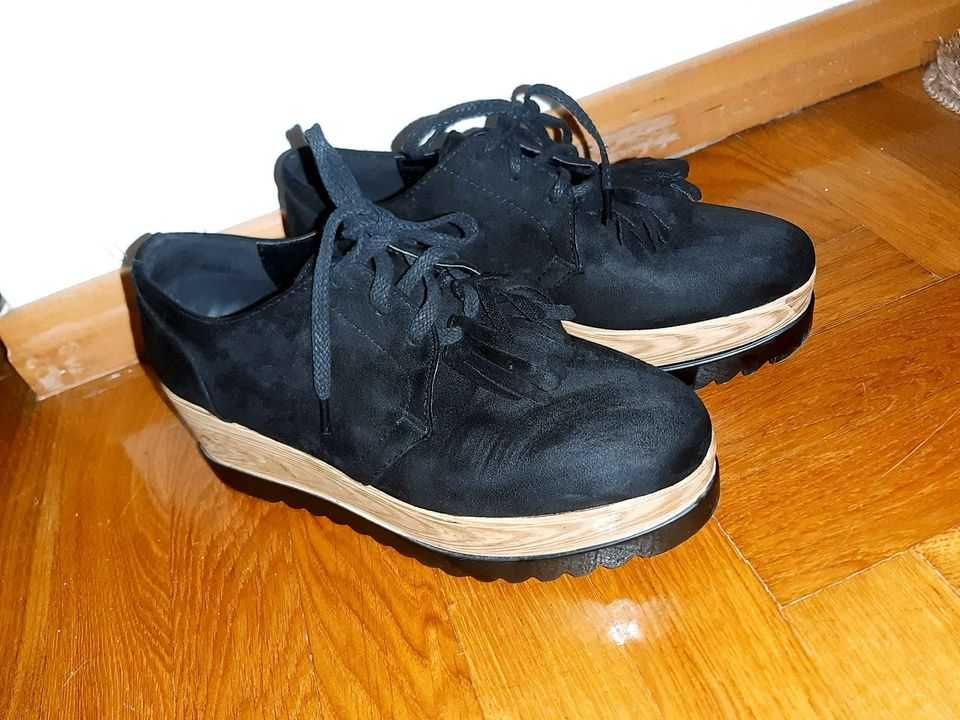 Sapato preto nº38