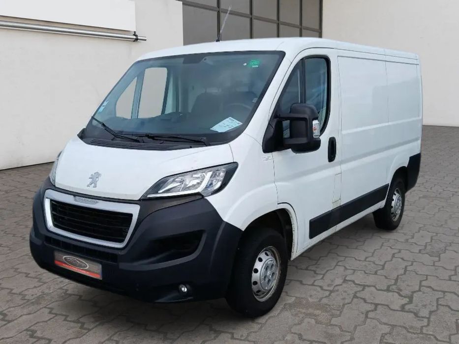 Peugeot BOXER 2.0 Blue-Hdi L1H1 *GPS/Ac/ IVA DEDUTÍVEL