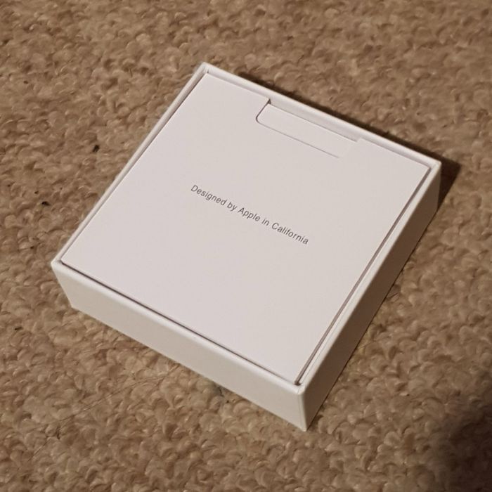 AirPods 3 with Wireless Charging Case