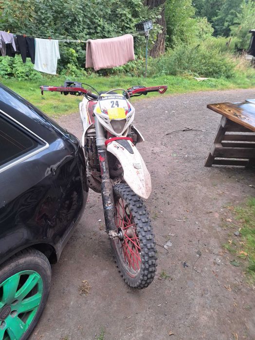 Sprzedam/zamienie Beta RR 300 z  2017rok rocznikowo 2018