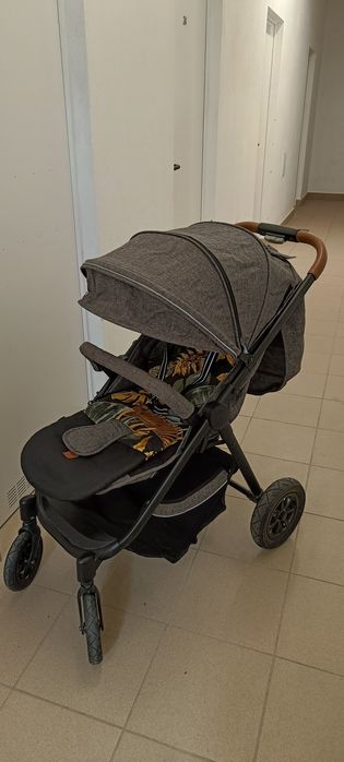 Wózek spacerowy Lionelo