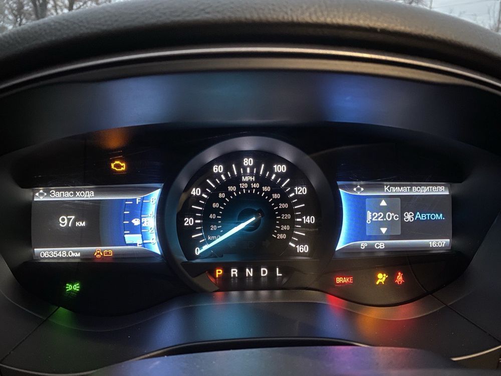 Ford Fusion SE 2.5