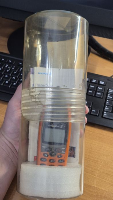 Telefon komórkowy Ericsson R310s