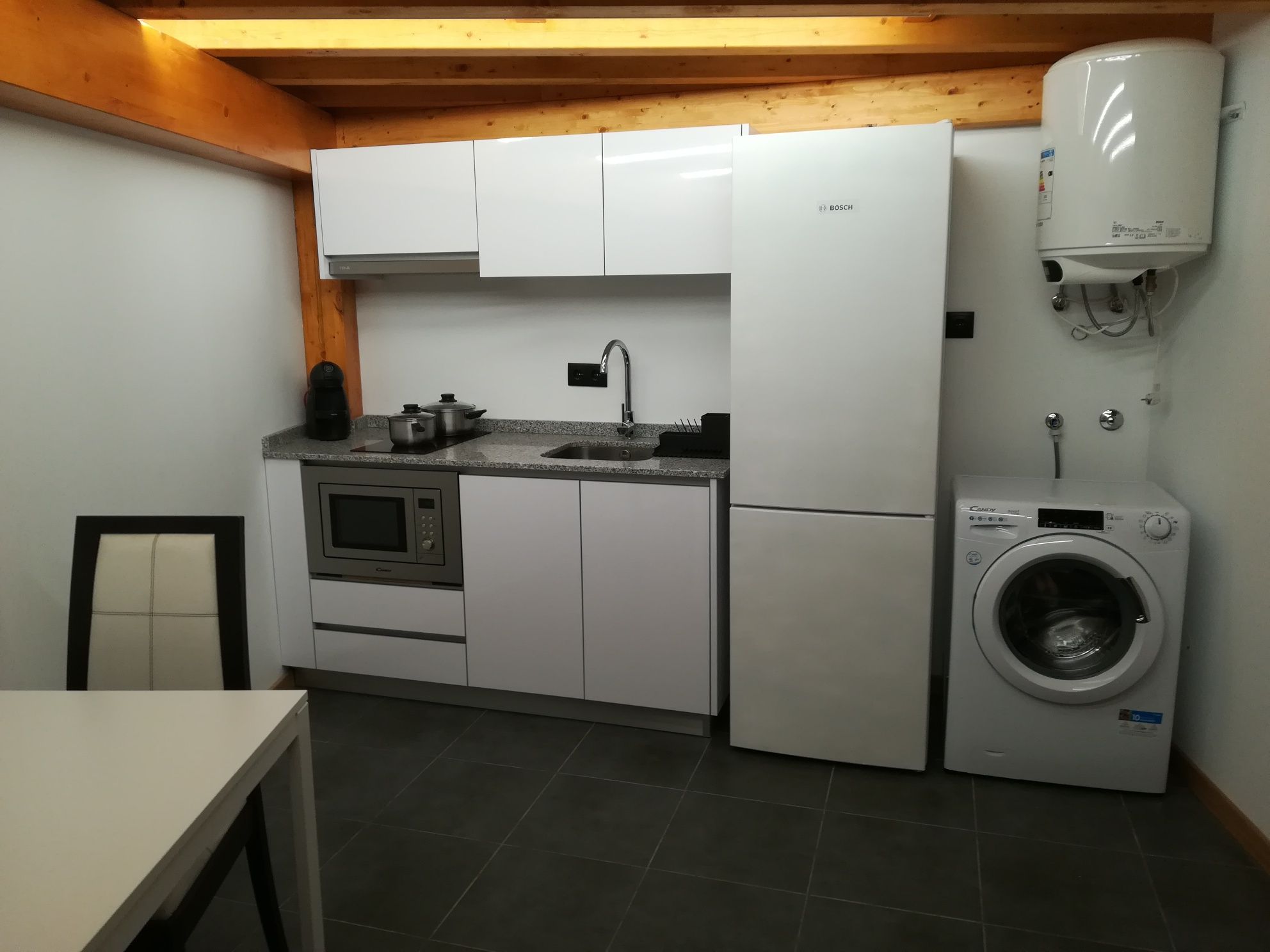 Mezzanine com despesas incluídas