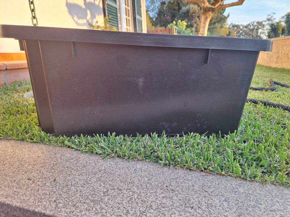 caixotes de plastico 60 c 44l  25a