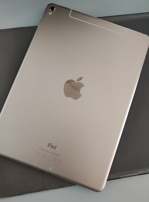 iPad Pro 9.7" 32Gb Wifi + Cellular - 120€ - Ideal para Design/Música