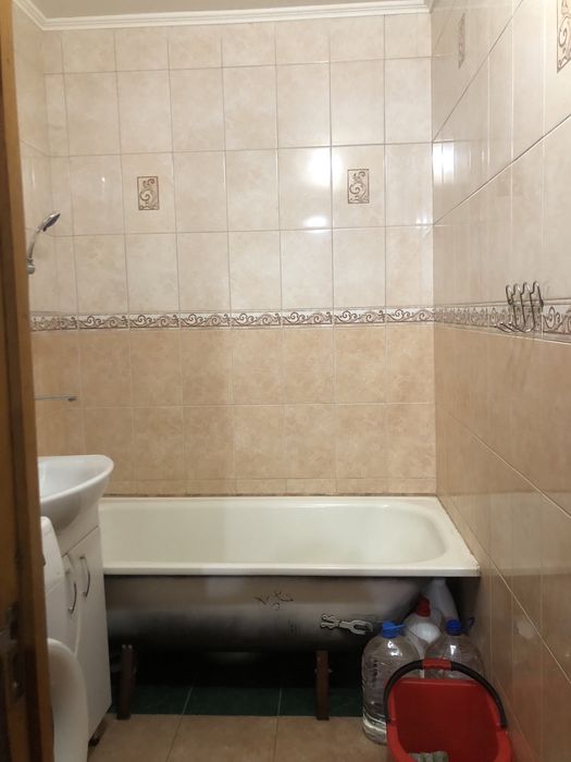 Продам 3 кімнатну квартиру Єськова