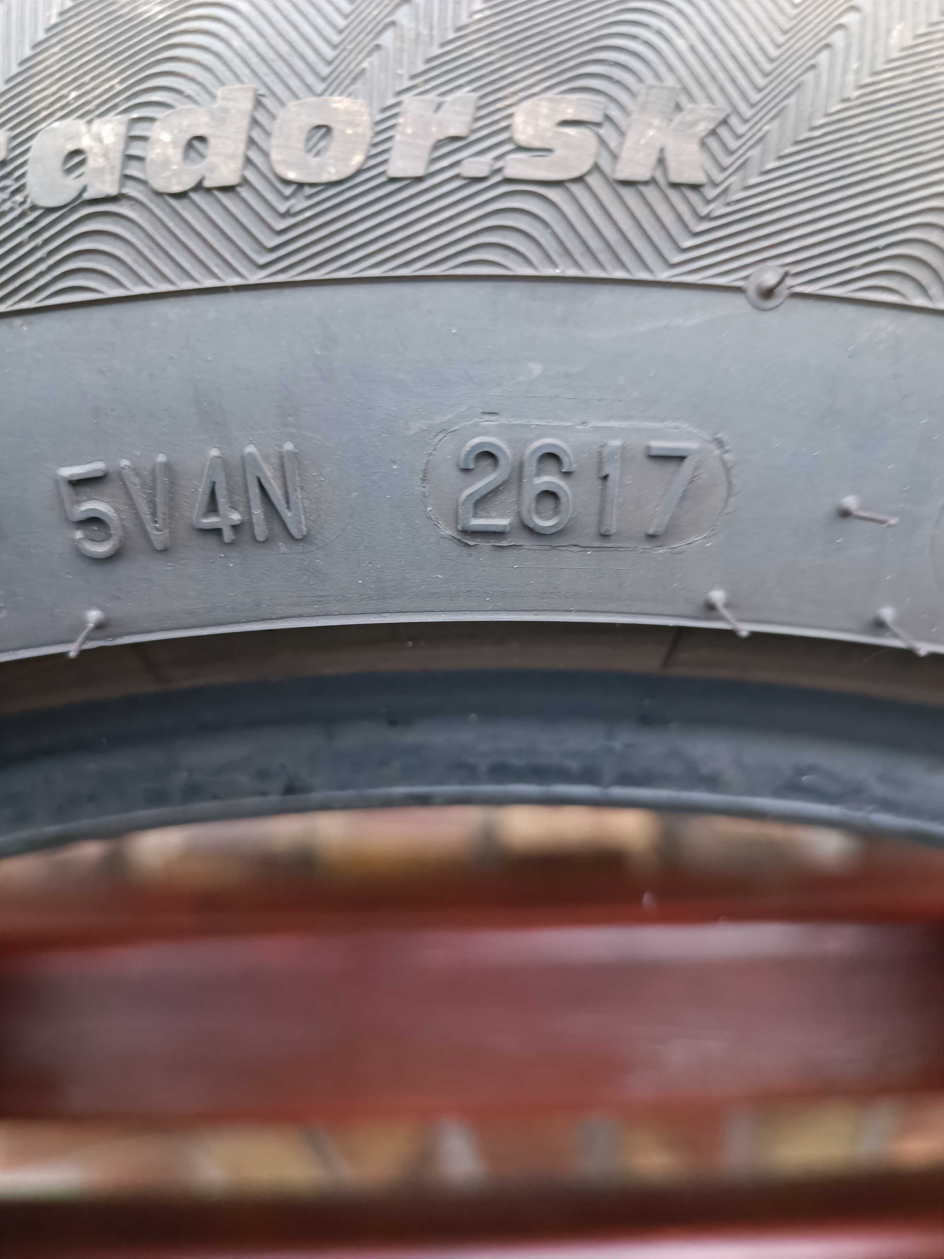 4 sztuki Matador  Sibir Snow 235/50R18  2017 rok