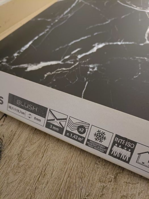 Płytka ścienna  jedna sztuka