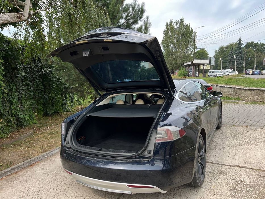 Tesla Model S!! В кредит БЕЗ АВАНСУ