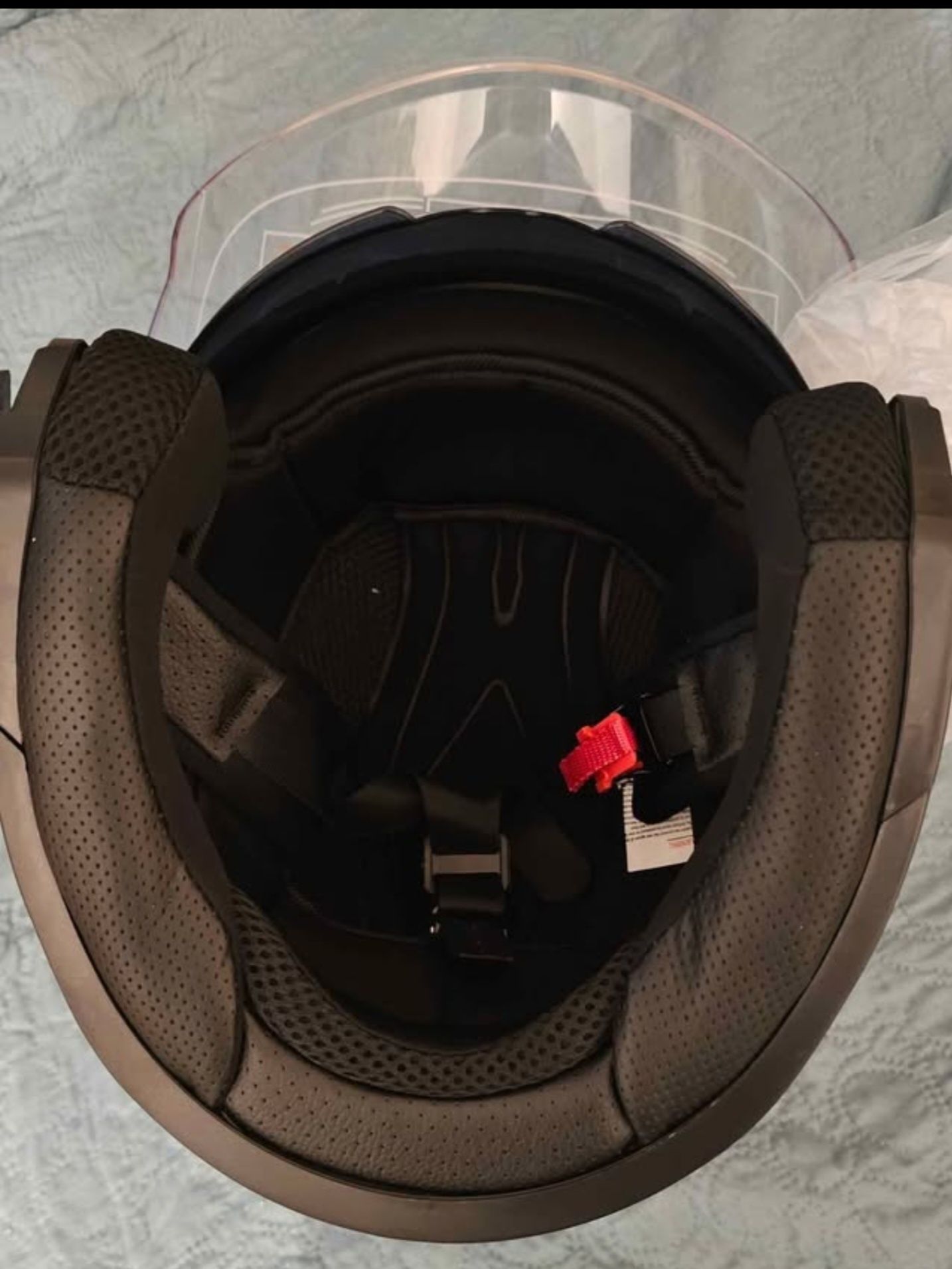 Capacetes de moto novos com viseira solar